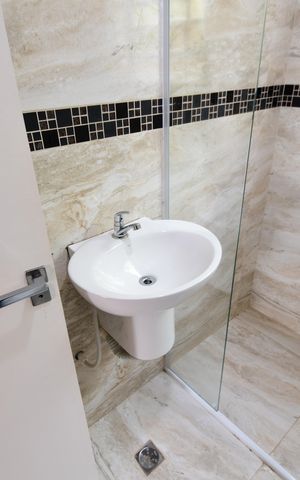 Casa à venda com 100m², 3 quartos e 8 vagasBanheiro