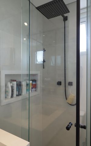 Apartamento à venda com 69m², 2 quartos e 2 vagasBanheiro da Suíte