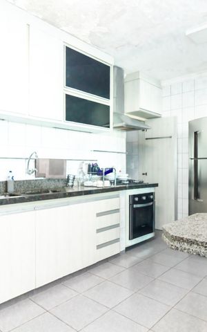 Casa à venda com 230m², 3 quartos e 3 vagas