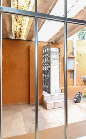 Casa à venda com 206m², 2 quartos e 1 vaga Casa à venda com 206m², 2 quartos e 1 vagaVista Quarto Casa 1