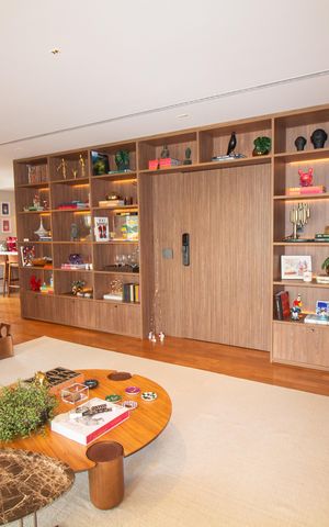 Apartamento à venda com 253m², 3 quartos e 5 vagas Apartamento à venda com 253m², 3 quartos e 5 vagasSala 1