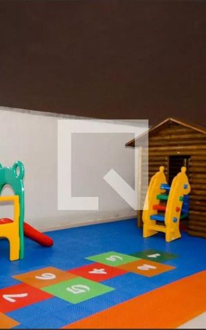 Apartamento à venda com 157m², 3 quartos e 4 vagas Apartamento à venda com 157m², 3 quartos e 4 vagasPlayground