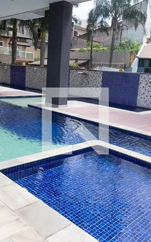 Apartamento à venda com 157m², 3 quartos e 4 vagas Apartamento à venda com 157m², 3 quartos e 4 vagasPiscina