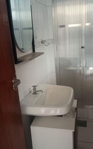 Apartamento para alugar com 62m², 2 quartos e sem vaga Apartamento para alugar com 62m², 2 quartos e sem vagaBanheiro