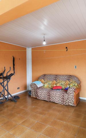 Casa à venda com 100m², 2 quartos e 3 vagas