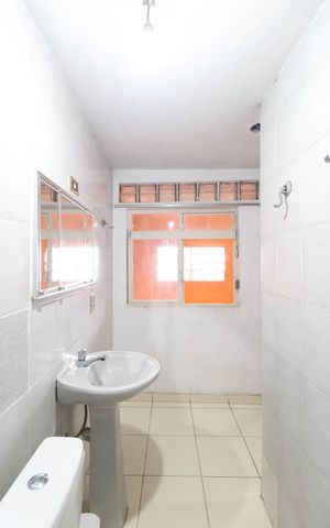 Casa à venda com 100m², 2 quartos e 3 vagas