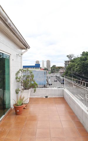 Casa à venda com 100m², 2 quartos e 3 vagas