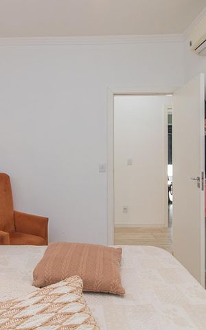 Casa de condomínio à venda com 170m², 3 quartos e 1 vagaQuarto 1
