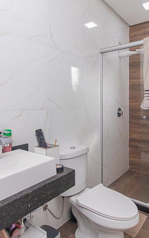Casa de condomínio à venda com 170m², 3 quartos e 1 vagaBanheiro