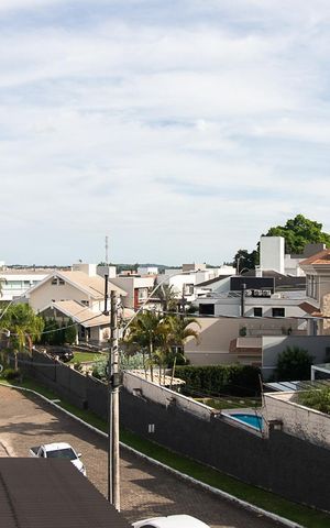 Casa de condomínio à venda com 170m², 3 quartos e 1 vagaSacada