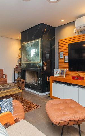 Casa de condomínio à venda com 170m², 3 quartos e 1 vagaSala