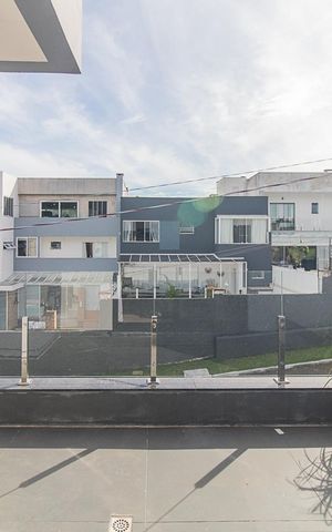 Casa de condomínio à venda com 170m², 3 quartos e 1 vagaSacada