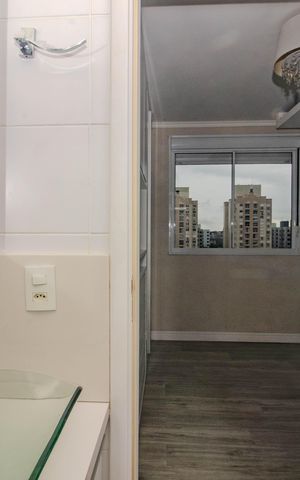 Apartamento à venda com 71m², 3 quartos e 2 vagas Apartamento à venda com 71m², 3 quartos e 2 vagasBanheiro da Suíte