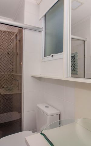 Apartamento à venda com 71m², 3 quartos e 2 vagas Apartamento à venda com 71m², 3 quartos e 2 vagasBanheiro da Suíte
