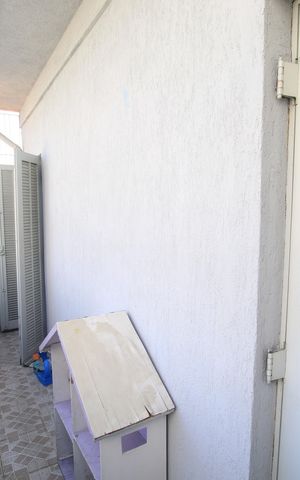 Casa à venda com 180m², 4 quartos e 2 vagasSacada Quartos 1 e 2