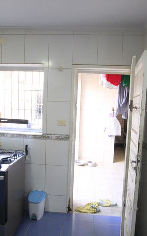 Casa à venda com 180m², 4 quartos e 2 vagasCozinha