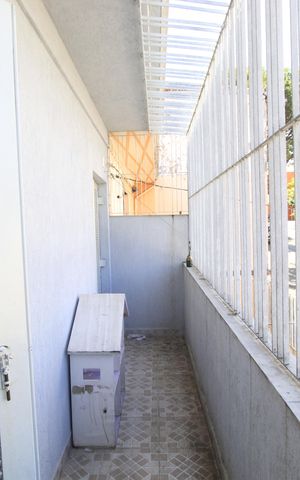 Casa à venda com 180m², 4 quartos e 2 vagasSacada Quartos 1 e 2