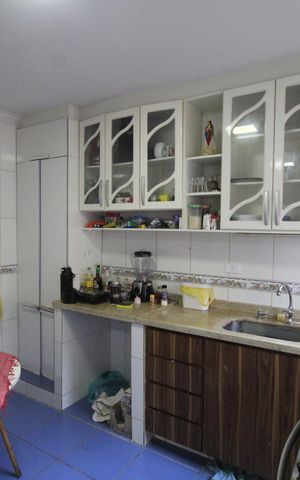 Casa à venda com 180m², 4 quartos e 2 vagasCozinha