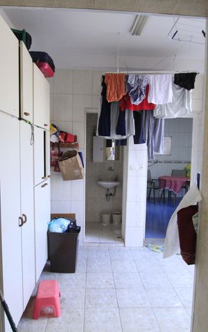Casa à venda com 180m², 4 quartos e 2 vagasÁrea de Serviço