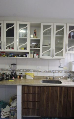 Casa à venda com 180m², 4 quartos e 2 vagasCozinha