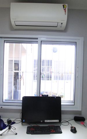 Casa à venda com 180m², 4 quartos e 2 vagasEscritório