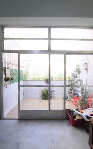 Casa à venda com 180m², 4 quartos e 2 vagasVaranda