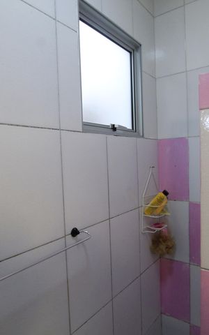 Casa à venda com 180m², 4 quartos e 2 vagasBanheiro da Suíte 2