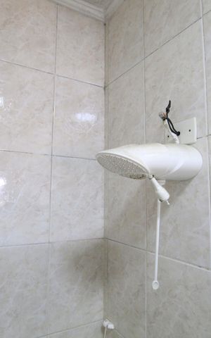 Casa à venda com 180m², 4 quartos e 2 vagasBanheiro da Suíte 1