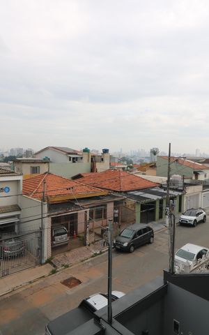 Casa à venda com 80m², 2 quartos e 2 vagasVaranda da Suíte 2