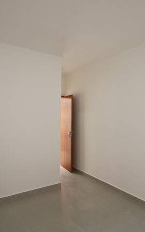Casa à venda com 80m², 2 quartos e 2 vagasSuíte