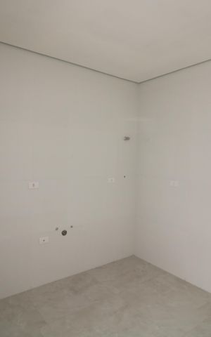 Casa à venda com 80m², 2 quartos e 2 vagasCozinha