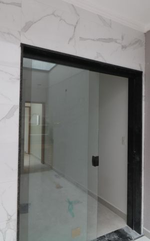 Casa à venda com 80m², 2 quartos e 2 vagasChurrasqueira