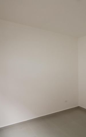 Casa à venda com 80m², 2 quartos e 2 vagasSuíte