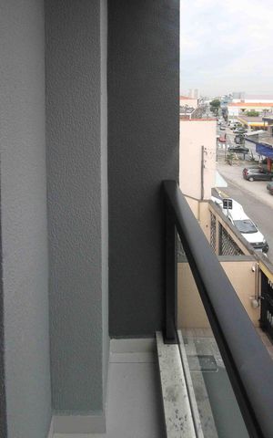 Casa à venda com 80m², 2 quartos e 2 vagas Casa à venda com 80m², 2 quartos e 2 vagasVaranda