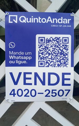Casa à venda com 103m², 2 quartos e 2 vagas Casa à venda com 103m², 2 quartos e 2 vagasPlaquinha