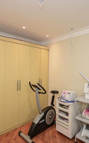 Apartamento à venda com 145m², 3 quartos e 2 vagasSuíte 1