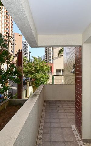 Apartamento à venda com 145m², 3 quartos e 2 vagasVaranda