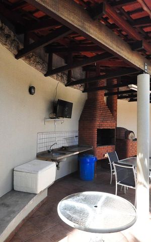 Apartamento à venda com 145m², 3 quartos e 2 vagasChurrasqueira