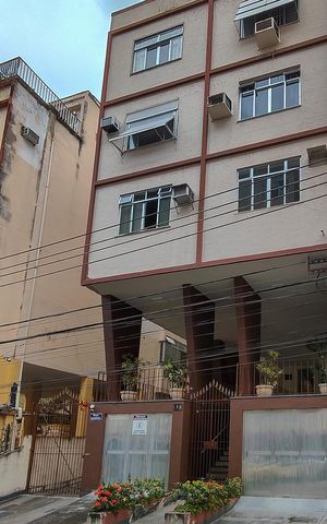 Apartamento à venda com 60m², 2 quartos e 1 vaga Apartamento à venda com 60m², 2 quartos e 1 vagaFachada e portaria