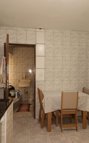 Casa à venda com 138m², 4 quartos e 2 vagasCozinha da Casa 1