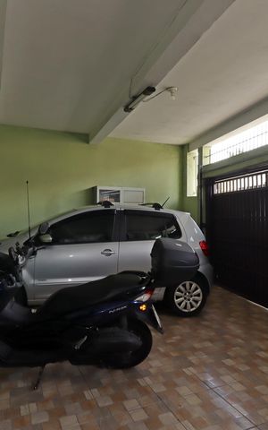 Casa à venda com 138m², 4 quartos e 2 vagasGaragem
