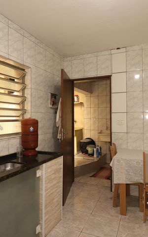 Casa à venda com 138m², 4 quartos e 2 vagasCozinha da Casa 1