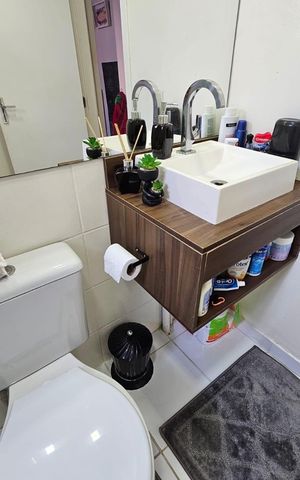 Apartamento à venda com 49m², 2 quartos e 1 vaga Apartamento à venda com 49m², 2 quartos e 1 vagaBanheiro