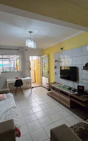 Casa para alugar com 105m², 2 quartos e 2 vagas Casa para alugar com 105m², 2 quartos e 2 vagasSala