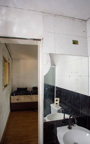 Casa para alugar com 400m², 2 quartos e 6 vagasBanheiro da Suíte