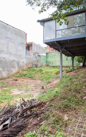Casa para alugar com 400m², 2 quartos e 6 vagasQuintal