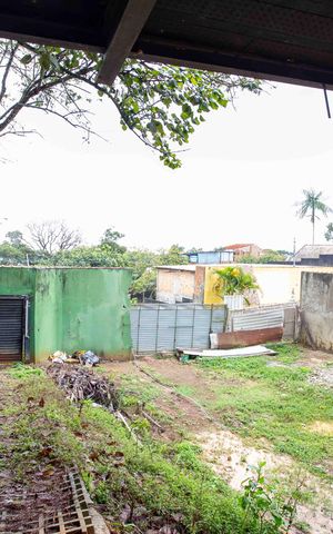 Casa para alugar com 400m², 2 quartos e 6 vagasQuintal