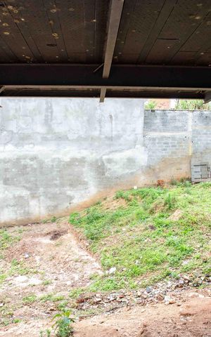 Casa para alugar com 400m², 2 quartos e 6 vagasQuintal