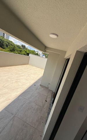 Apartamento à venda com 84m², 2 quartos e 1 vaga Apartamento à venda com 84m², 2 quartos e 1 vagaVaranda