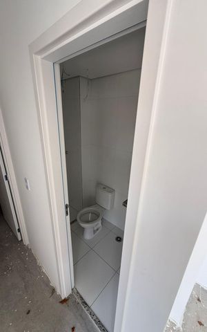 Apartamento à venda com 84m², 2 quartos e 1 vaga Apartamento à venda com 84m², 2 quartos e 1 vagaBanheiro